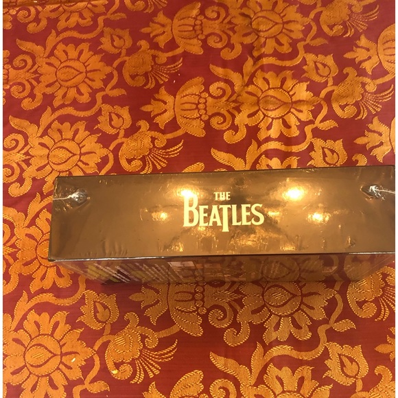 The Beatles Past Masters Original Studio Recordings.  NWOT - Picture 2 of 4